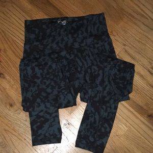 Old Navy Active High Waisted Leggings